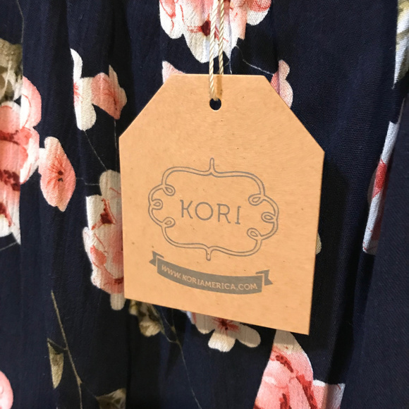 NWT Kori Boutique Floral Ruffle Top Multiple Sizes - Picture 4 of 5